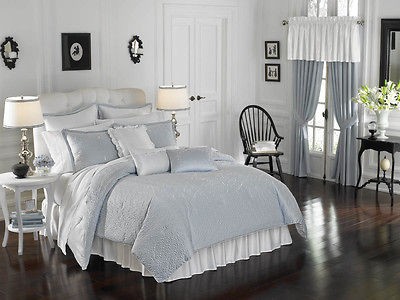 Lenox American by Design French Perle Comforter Set 4 pcs Blue Color