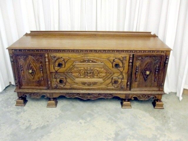 Antique Jacobean Style Oak Buffet Server Very Ornate Wood Work Great 