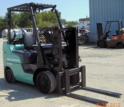 2008 Mitsubishi Model FGC25N, 5,000#, 5000# Cushion Tired Forklift 