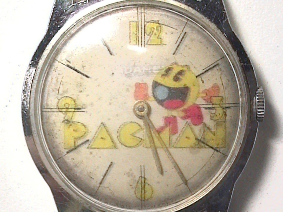 VINTAGE WRISTWATCH RESTORED PACMAN NAMCO