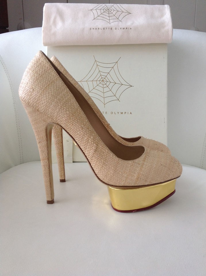 995 Charlotte Olympia Dolly Raffia Beige Straw Gold Mirror Platform 