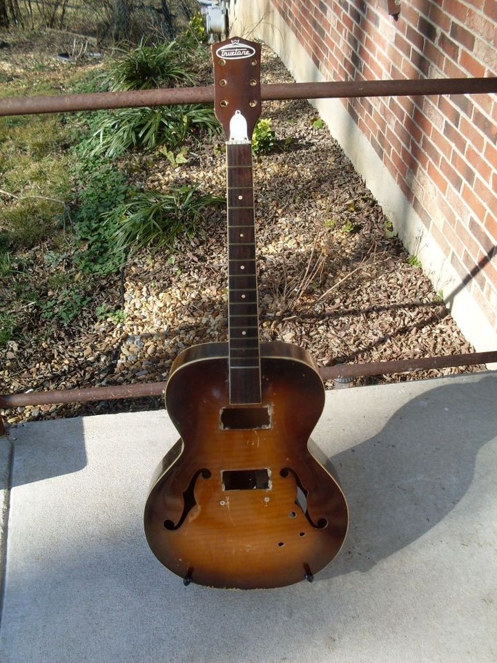 Vintage Western Auto Truetone Archtop Guitar