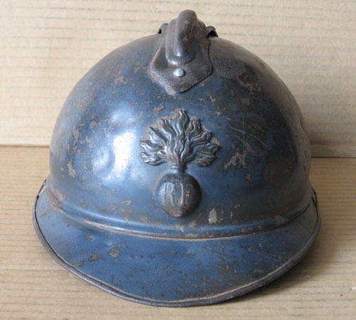 WWI FRENCH ADRIAN HELMET MODEL 1915 M15 / INFANTRY / 1st TYPE