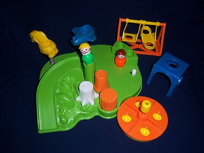 fisher price little people playground in Little People (1997 Now 