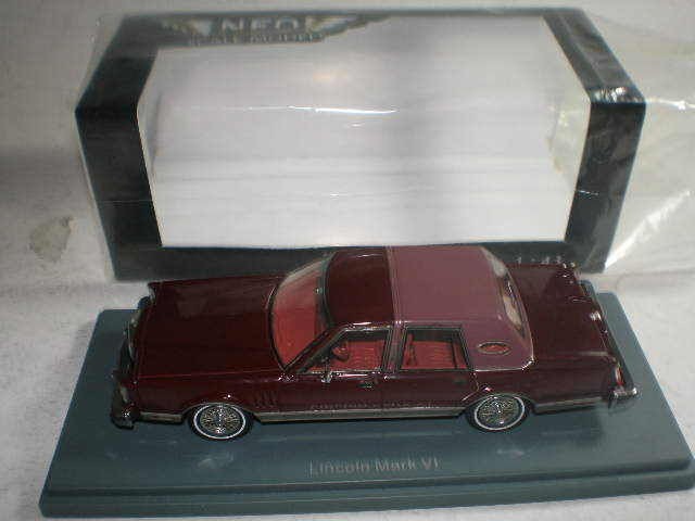 43 NEO LINCOLN Mark6 sedan Red Metallic 1980 43541