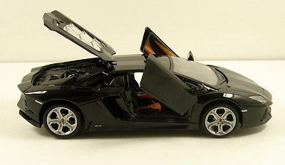Maisto Lamborghini Aventador LP 700 4 diecast 8 model car 124 scale 