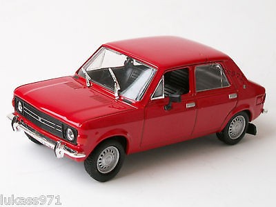 ZASTAVA 1100    1979    1/43    IXO/IST    NEW