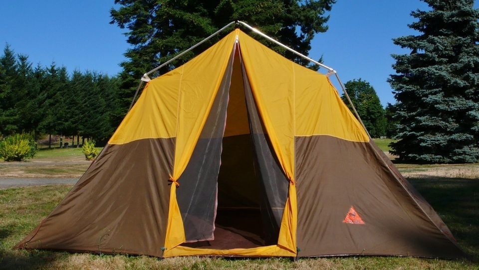 Tent Non Canvas Vintage 12 X 9 X 65 Tall Aluminum Poles