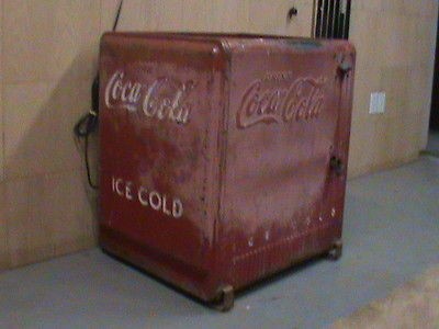 Antique Coke Coca Cola (Coca Cola) Floor Ice Box Cooler Bottle Vintage 