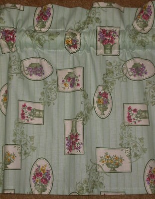 Kitchen Curtains in Collectibles