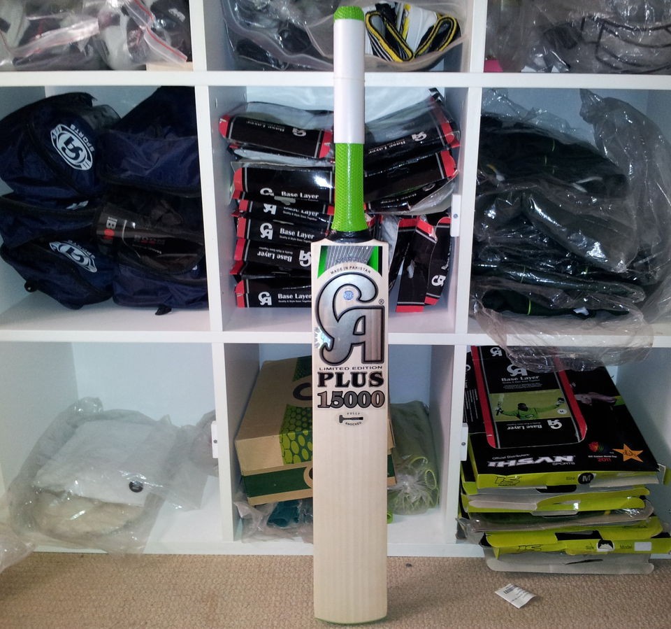 CA LIMITED EDITION PLUS 15000 CRICKET BAT (2012 MODEL)