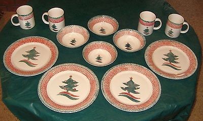 Gibson Christmas Star 12 Pc Dish Set 4 Dinner Plates 4 Cereal Bowls 4 