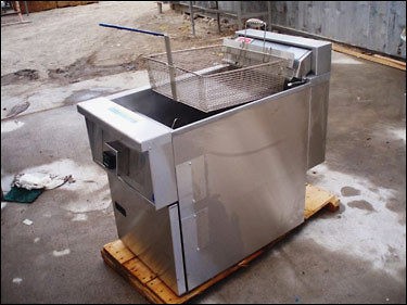 pitco deep fryer in Fryers