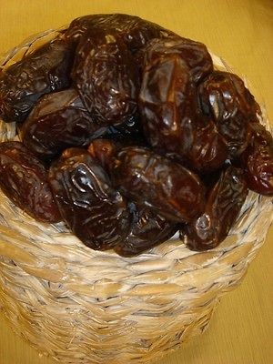 Fresh Natural Jumbo Medjool Dates 1 LBS Fast Shipping