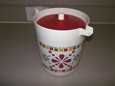   PITCHER Happy Hacienda 1 1/2 Qt Round Juice Kool Aid Drinks NEW Rare