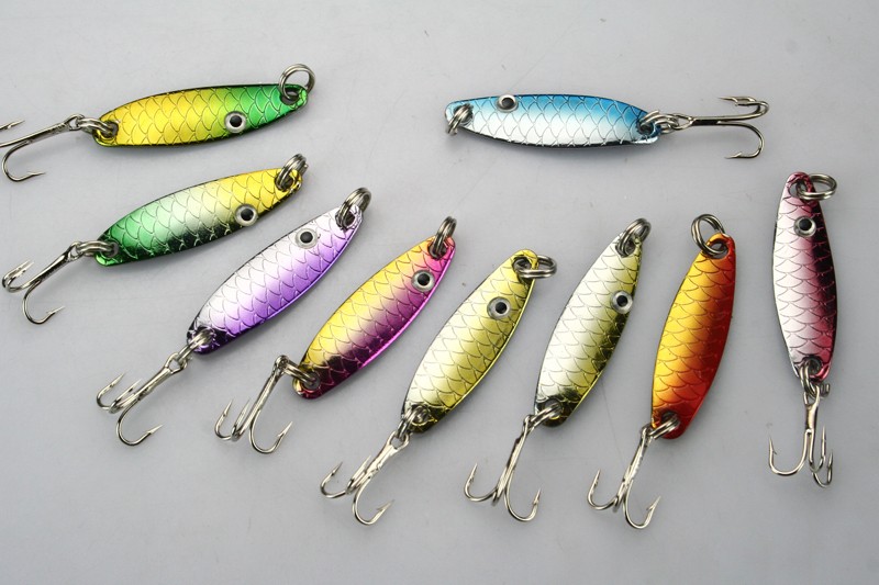 Lot 10 FISHING LURES SPOON HOOKS BAITS 3.5g/4.2cm