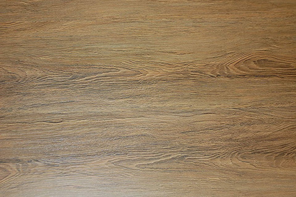 Laminate Wood Flooring in Tile & Flooring