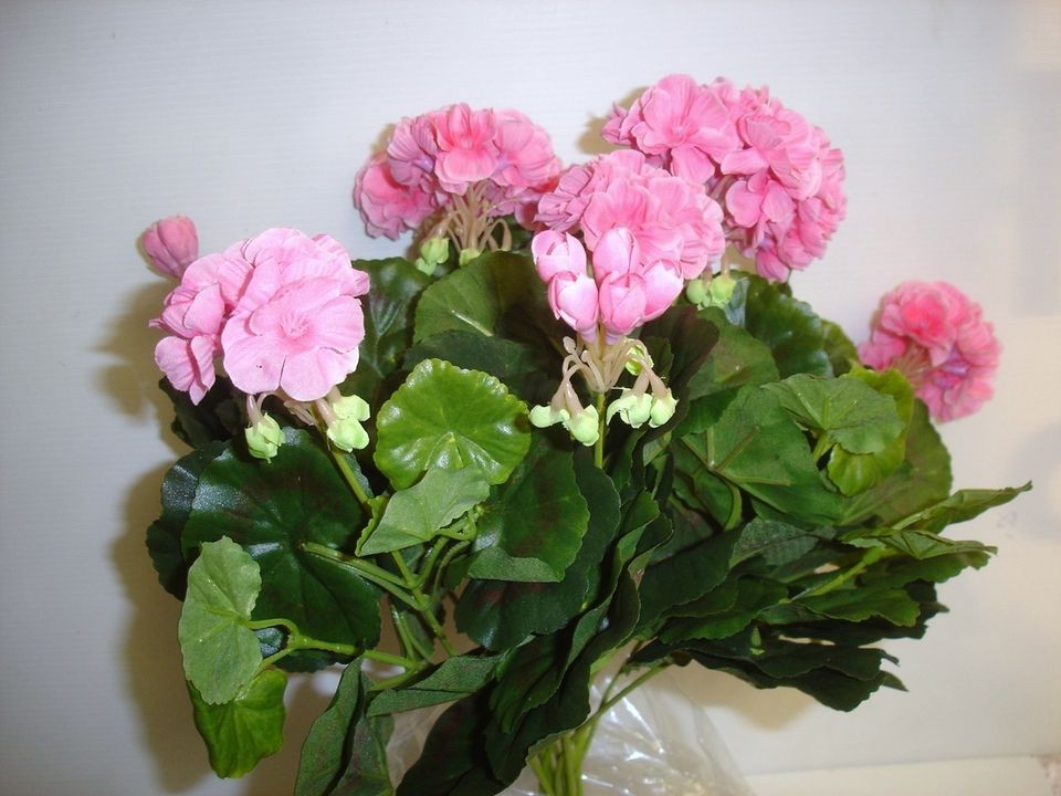 NEW PINK GERANIUM BUSH / PLANT ARTIFICIAL SILK FLOWERS 15 TALL