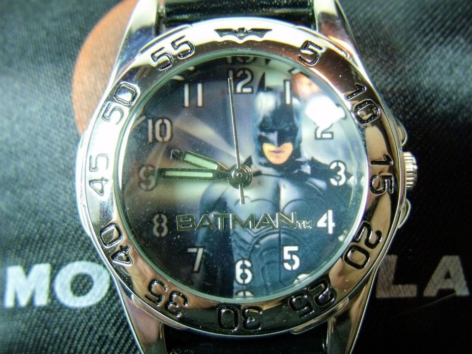 BATMAN LADIES WRIST WATCH BATMAN BEGINS MOTOROLA PREMIUM WITH BATMAN 