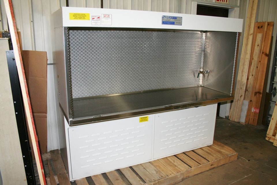 Baker EG6252 LAMINAR FLOW HOOD,CLEAN BENCH, FUME HOOD