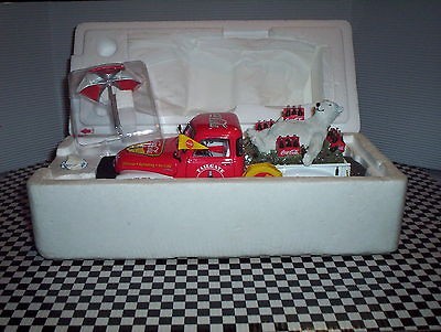 DANBURY MINT COKA COLA POLAR BEAR CHEVROLET PICKUP (MINT IN BOX)