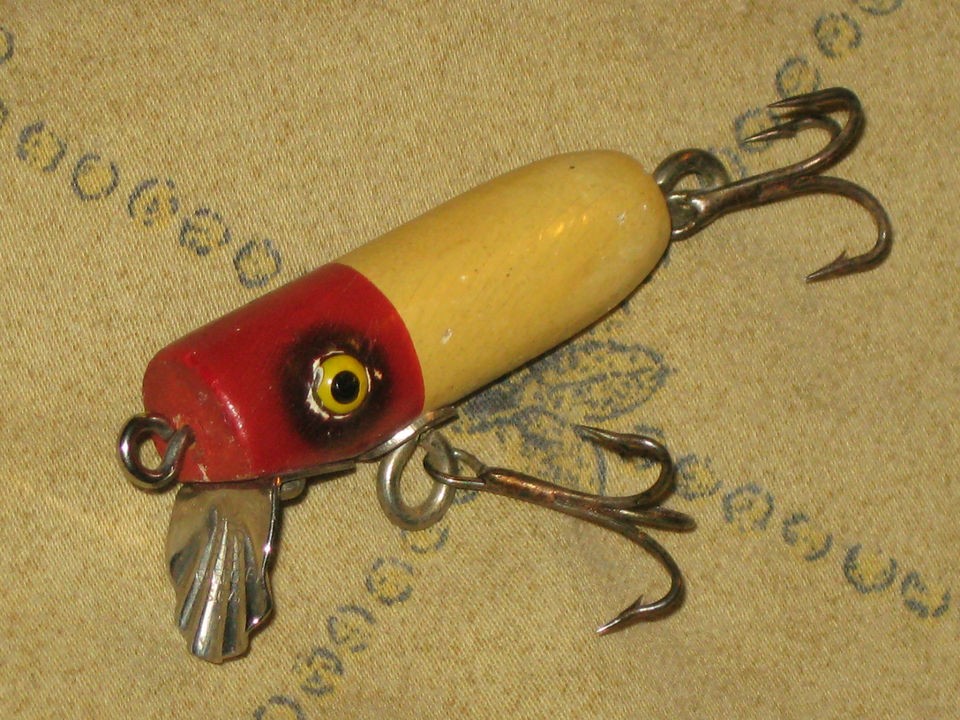   ROCKET WOOD METAL FLUTED LIP RED WHITE CRANKBAIT 1 1/2 BODY LURE