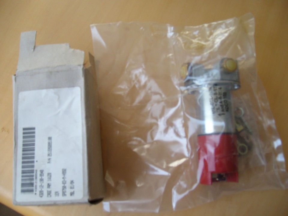 ESPAR HEATER ( EBERSPACHER ) ,ELECTRIC FUEL PUMP ( New / Sealed )