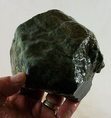 JADE ROUGH,LAPIDARY​,GEMSTONE,CAB,​SLAB,SAW,CUT,C​ARVE,ART,ROCK 