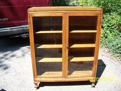 oak bookcase in Antiques