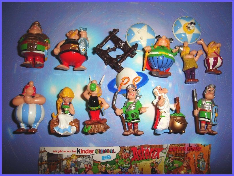 KINDER SURPRISE SET   ASTERIX & THE ROMANS   GERMANY 2000 FIGURES 