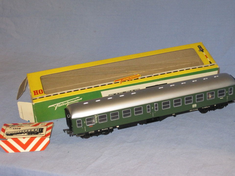 Toys & Hobbies  Model Railroads & Trains  HO Scale  Fleischmann 