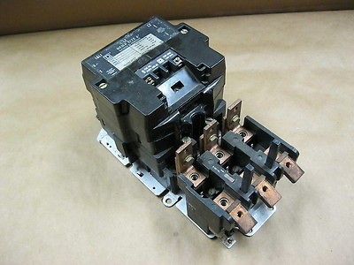 SQUARE D Size 4 Motor Starter 3 pole 8536 SFO 1 USED 8536SFO1