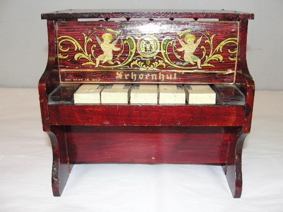 1900 SCHOENUT SMALL TOY PIANO EXCELENT CONDITION NEAR MINT VICTORIAN 