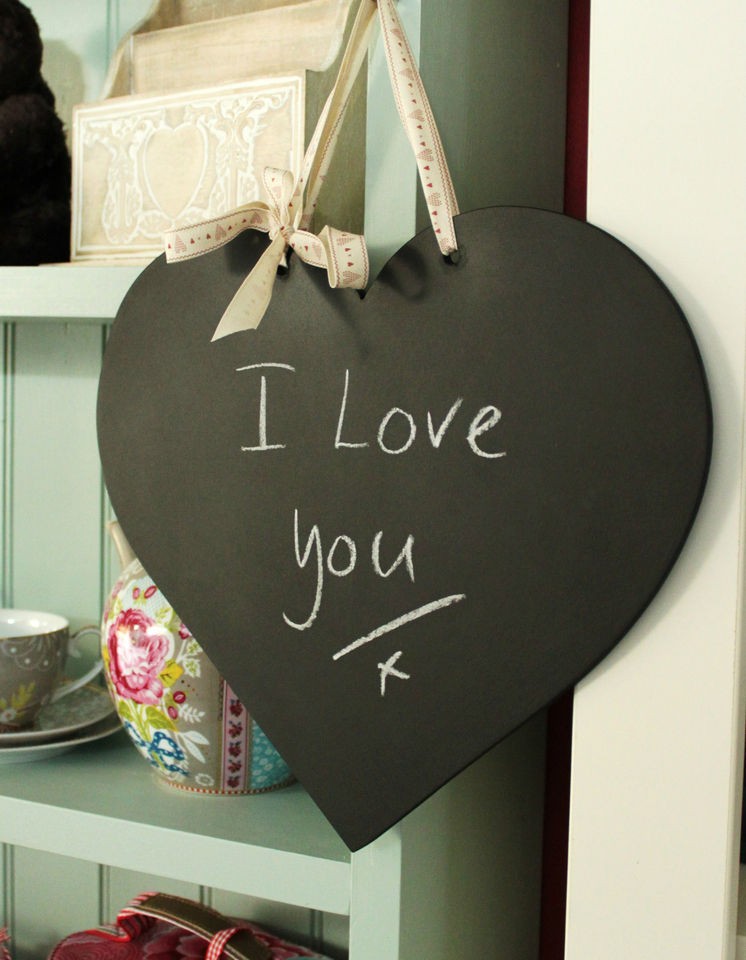 Heart Shaped Chalkboard (Medium)