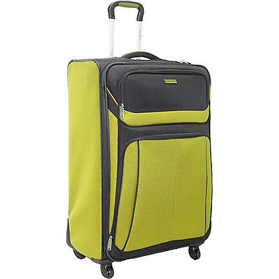 samsonite spinner 29 in Luggage