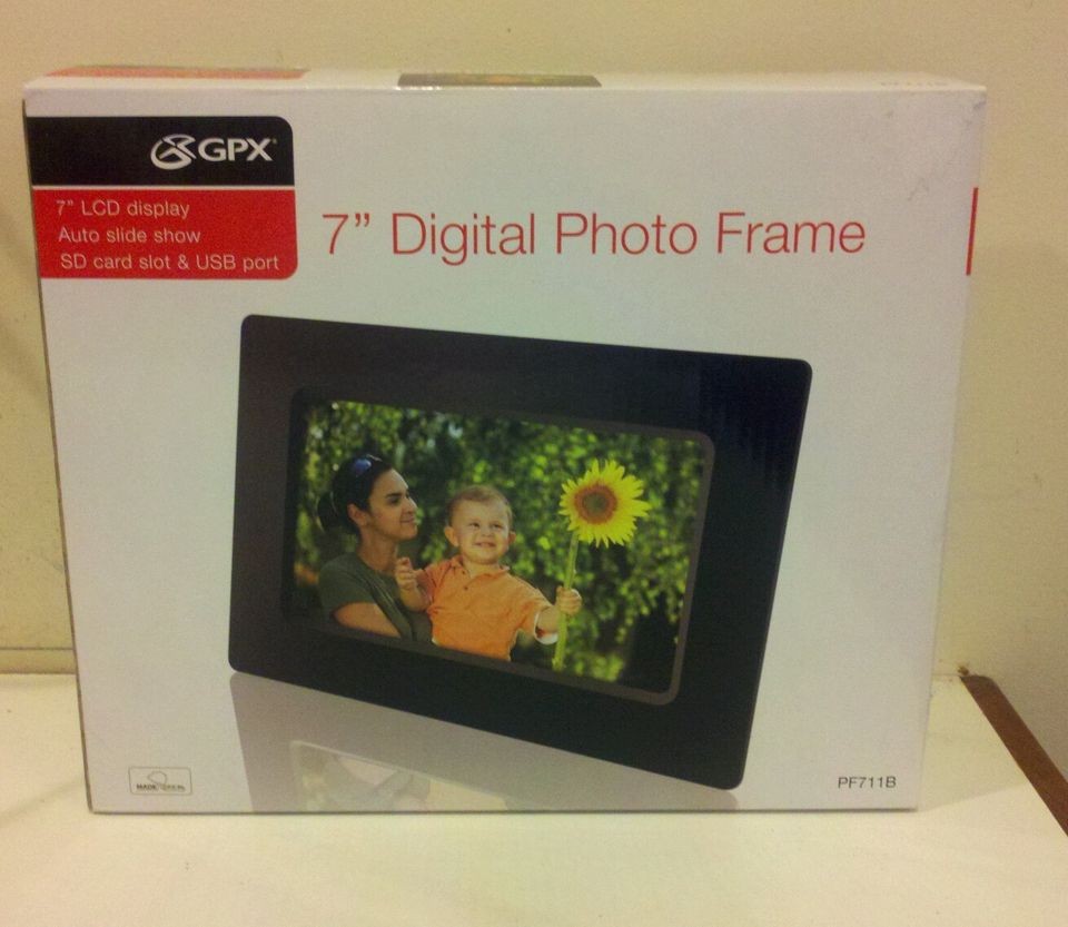   PF711B 7 digital photo frame BRAND NEW with SD/MMC memory card reader