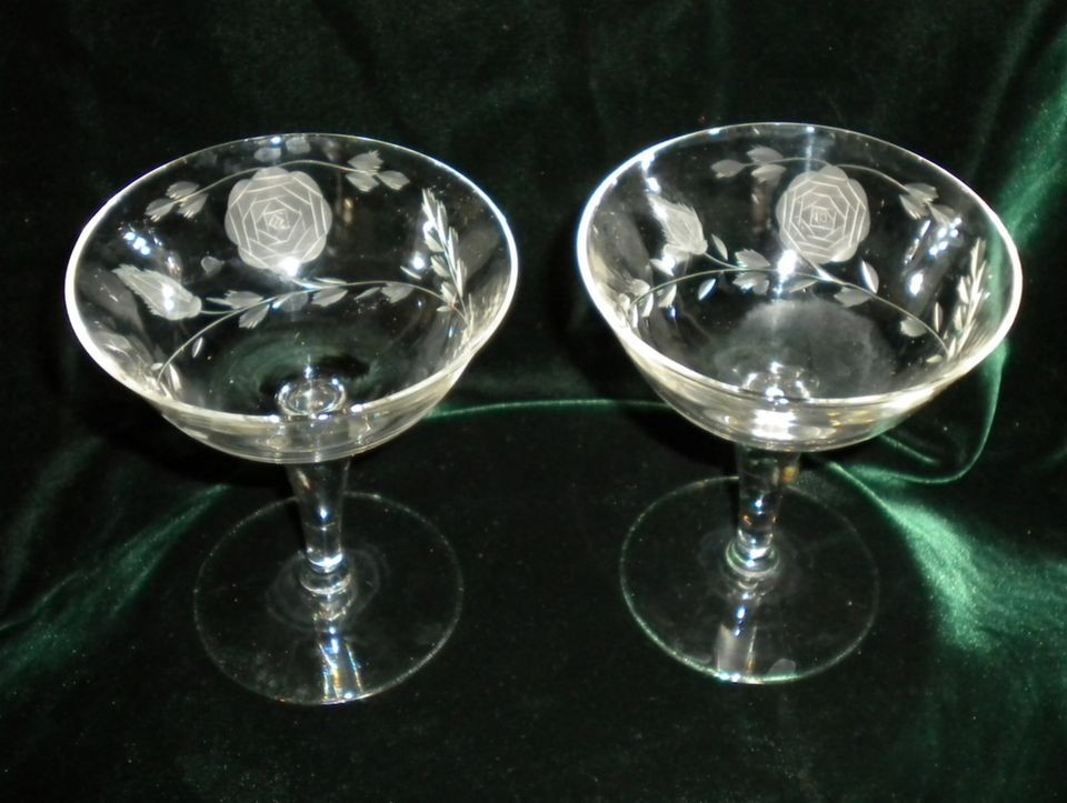 Etched Crystal Wine Glasses Goblets ROSES design w/ Leaves 