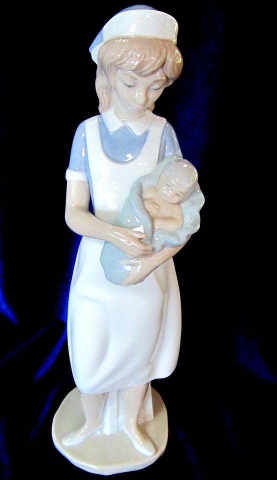 NAO BY LLADRO #709 NURSE BRAND NIB NEW BABY BEAUTIFUL LARGE BARGAIN 