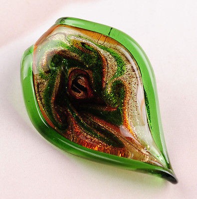 Hot green packets edge gold sand bottom Lampwork glass Pendant 