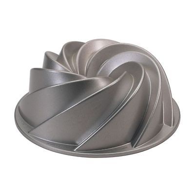 Nordic Ware 10 Cup Bundt Pan