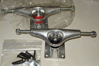   AXEL TRUCKS 7.5 FOR DECKS W/HARDWARE SKATEBOARDING PARTS NEW