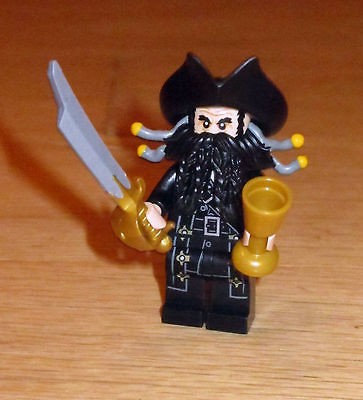 LEGO 4192 PIRATES of the CARIBBEAN   BLACKBEARD Minifig   New 