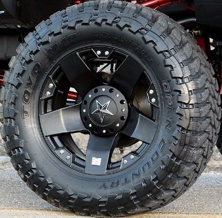 20 XD ROCKSTAR RIM & TIRE TOYO OPEN COUNTRY MT 35 H2