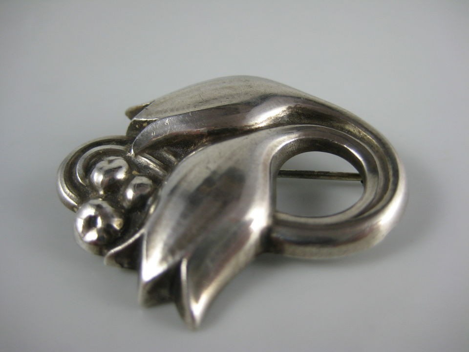 GEORG JENSEN VINTAGE 100A DENMARK STERLING SILVER TULIP PIN BROOCH