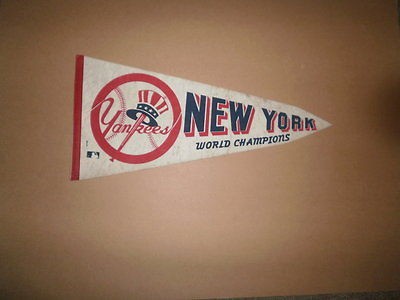 MLB New York Yankees Vintage WORLD CHAMPIONS PENNANT