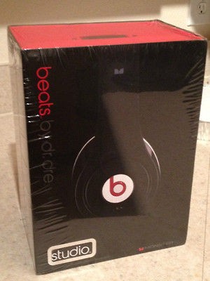 Monster Beats by Dr Dre Studio Black Over the Head Headphones