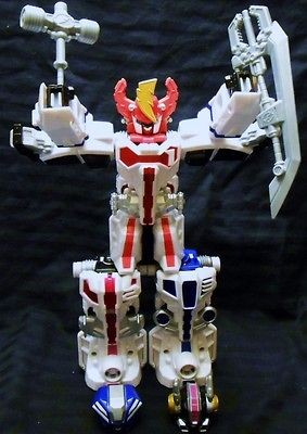 POWER RANGERS TRIPLE TRANSFORMING MEGAZORD FIGURE BANDAI 2006 IN 