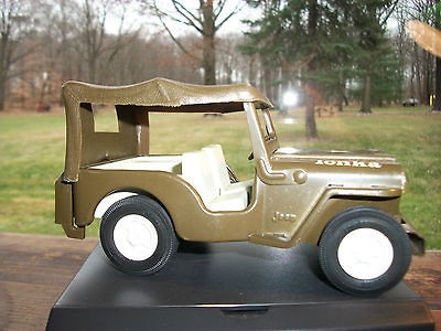VINTAGE TONKA TOY METAL USA MILITARY ARMY JEEP WITH CANOPY COLLECTABLE