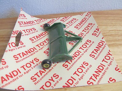 Standi 1/64th green stalk chopper New In package John Deere