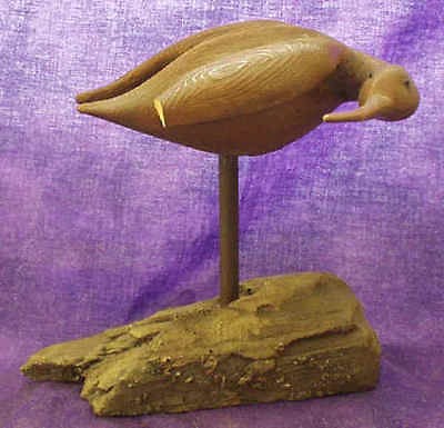   STECKEL ARTIST SIGNED CARVED of CT FENCE POSTS BIRD WOODEN FIGUREINE